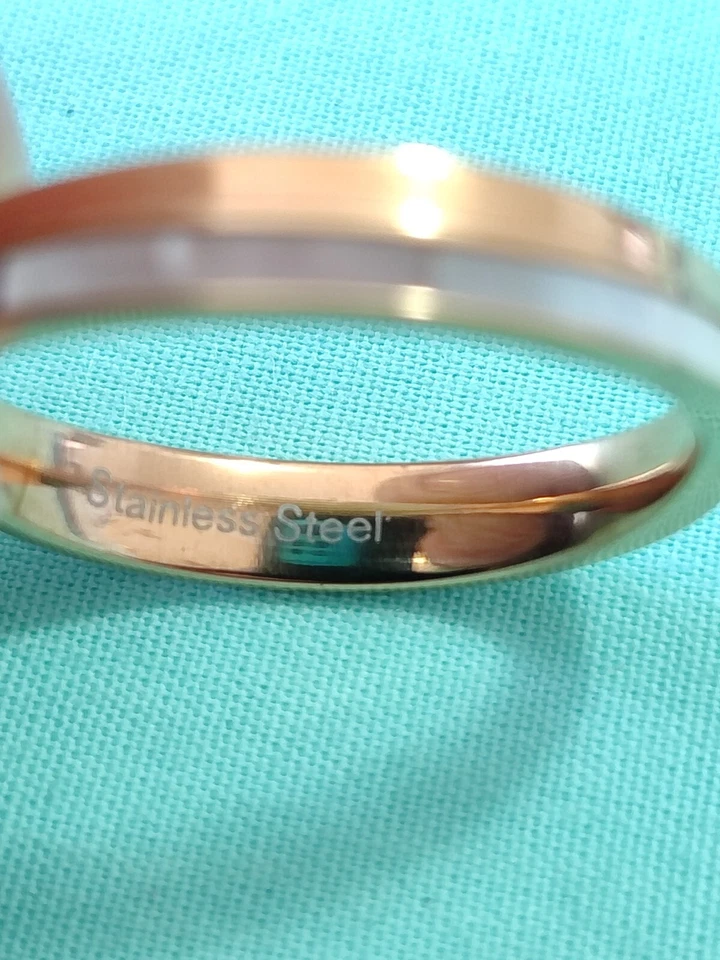 Anillo banda oro sobre acero inoxidable con incrustación de madreperla talla 10,25 Foto 4 de 4