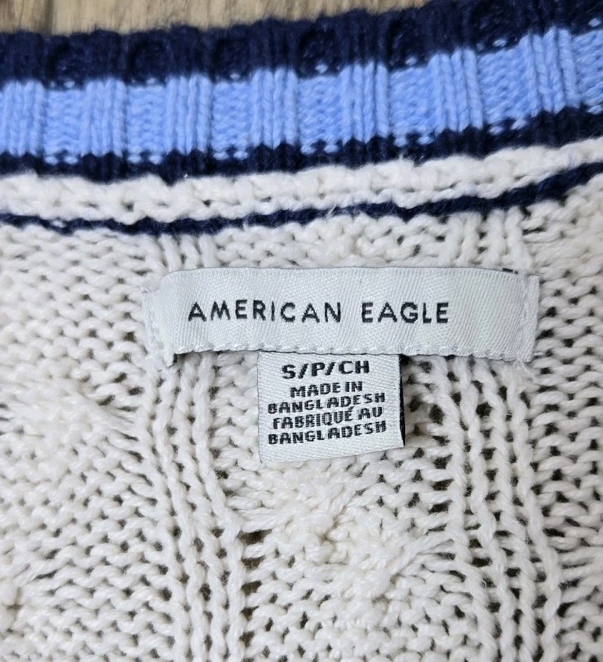 Suéter American Eagle Marfil Tejido con Cable con Borde Azul Talla Pequeña Academia Y2K Foto 3 de 4