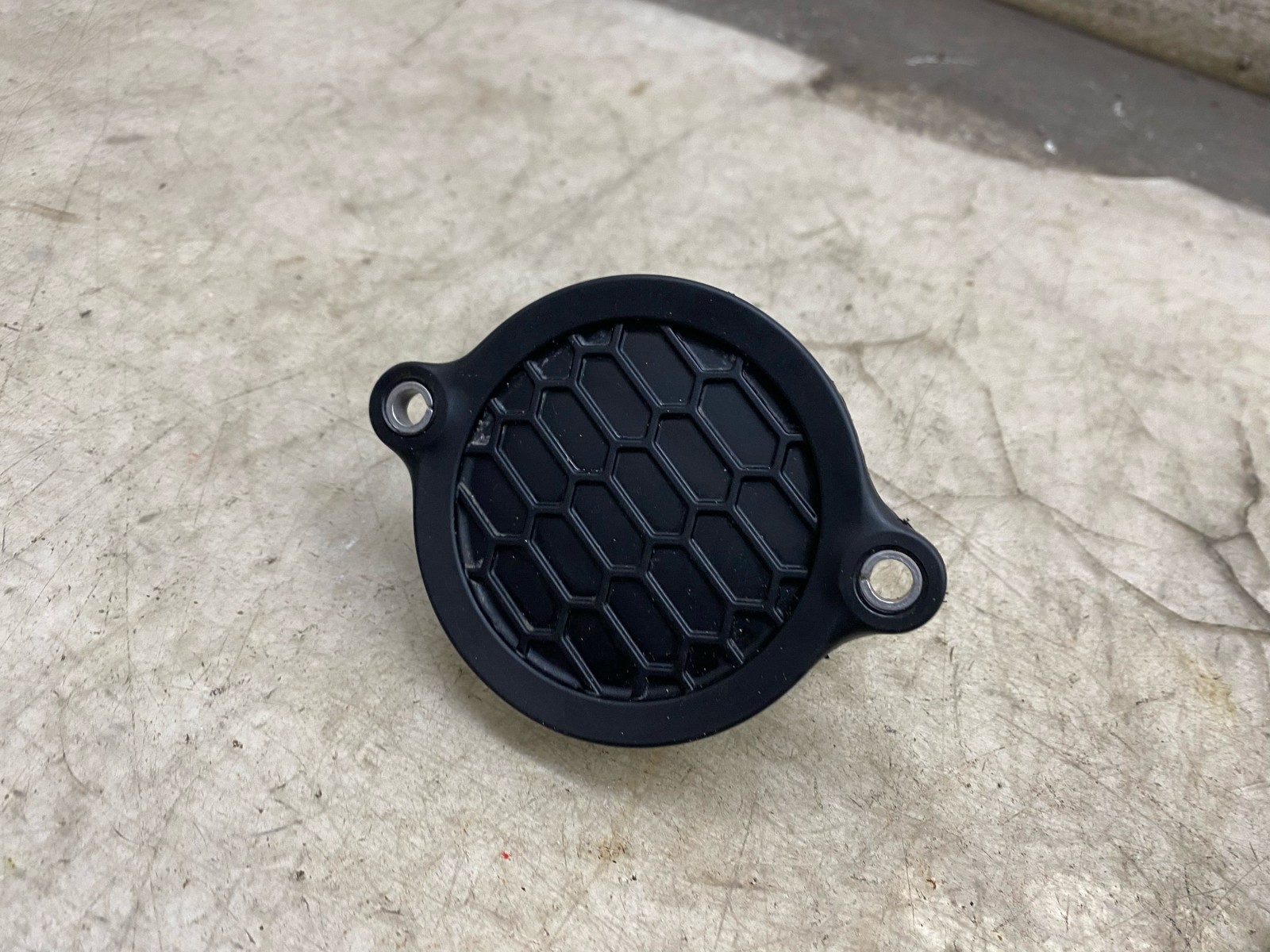 2020-2025 ASTON MARTIN DBX 4.0L FRONT LOWER TIMING CHAIN CASE COVER 1770151800