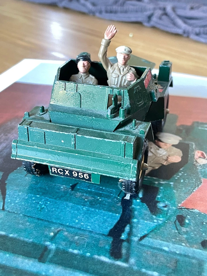 BRITAINS LTD No 9781 British Scout Car Daimler MKII WWII 1974 - Image 2 of 4