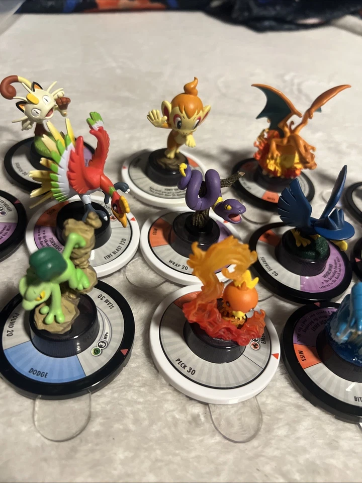 Lote de 12 Figuras Coleccionables Pokemon TFG-2006-Usadas Foto 4 de 4