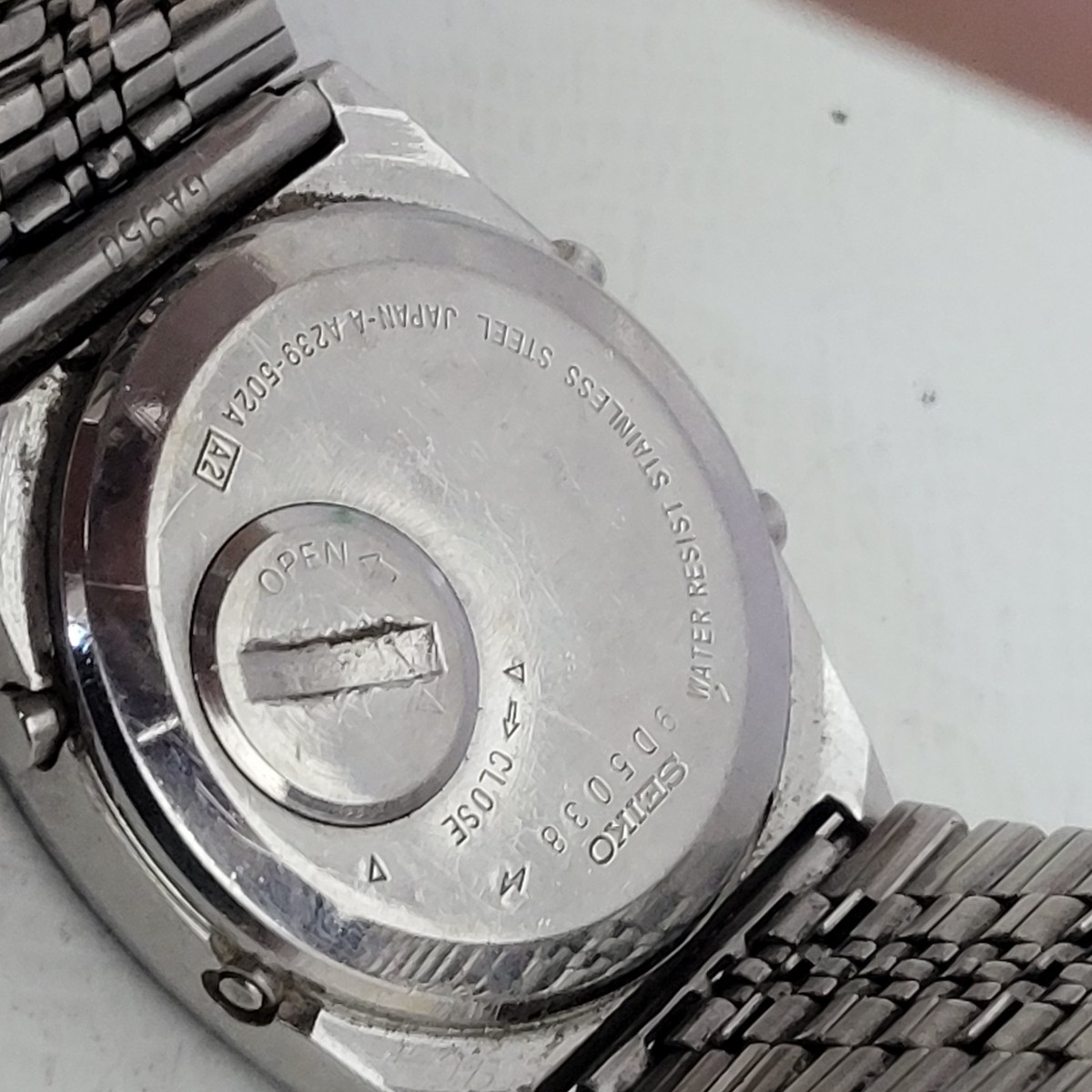 SEIKO セイコー　A239-502A s-l400.jpg
