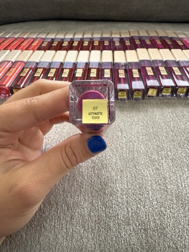 Brand New Milani Amore Matte Metallic Lip Creme - Picture 6 of 7