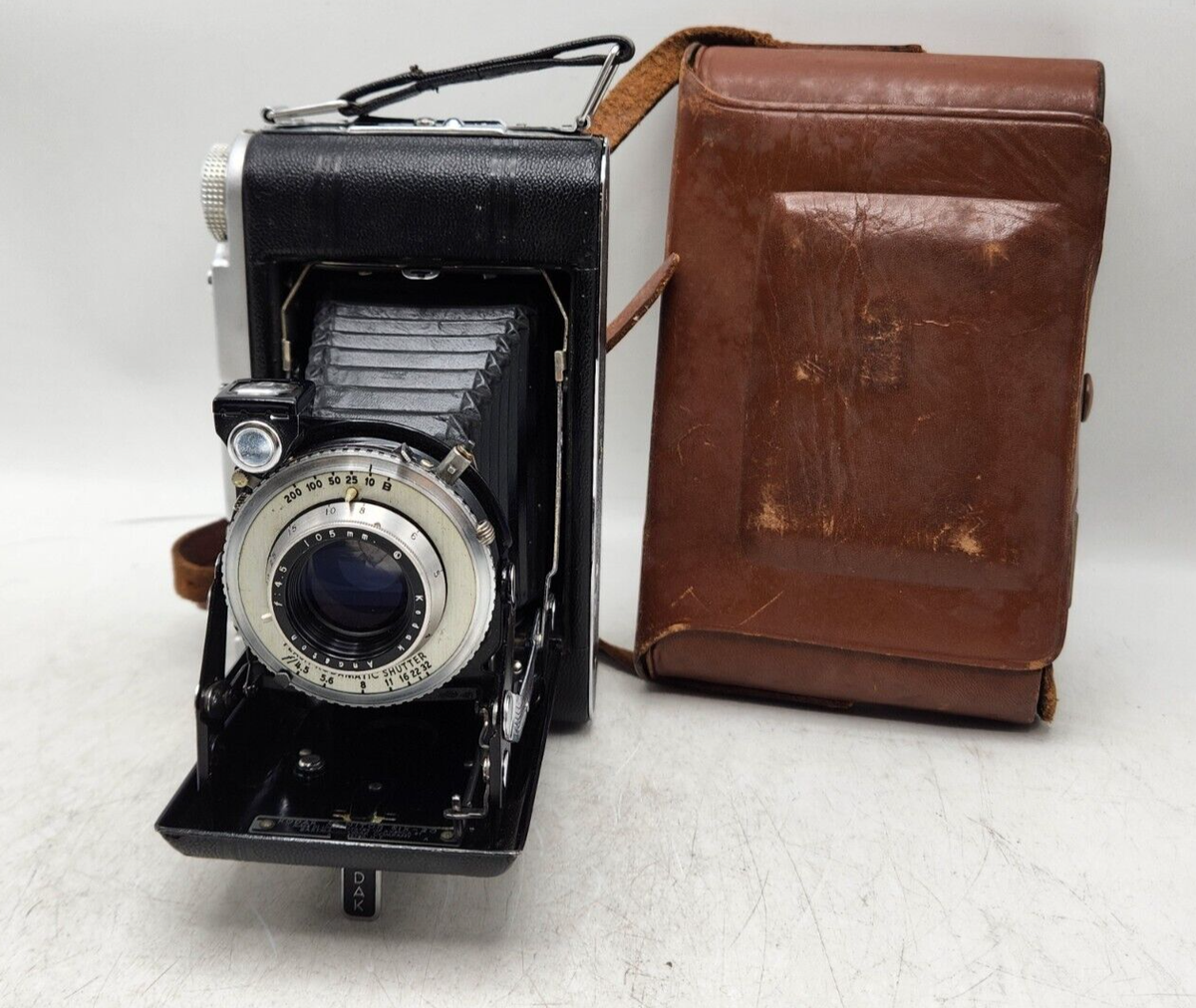 Kodak 620 折りたたみ式カメラ 1960年製 Kodak 620 折りたたみ式カメラ 1960年製