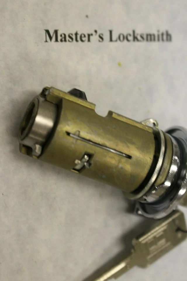 Chevrolet Corvette 1979-1985 bloqueo de encendido LC1428 Foto 3 de 4