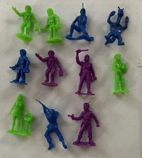 Vtg Tim Mee Galaxy Laser Space Team 2"-2.25" Plastic Figures Lot Of 11 Used.