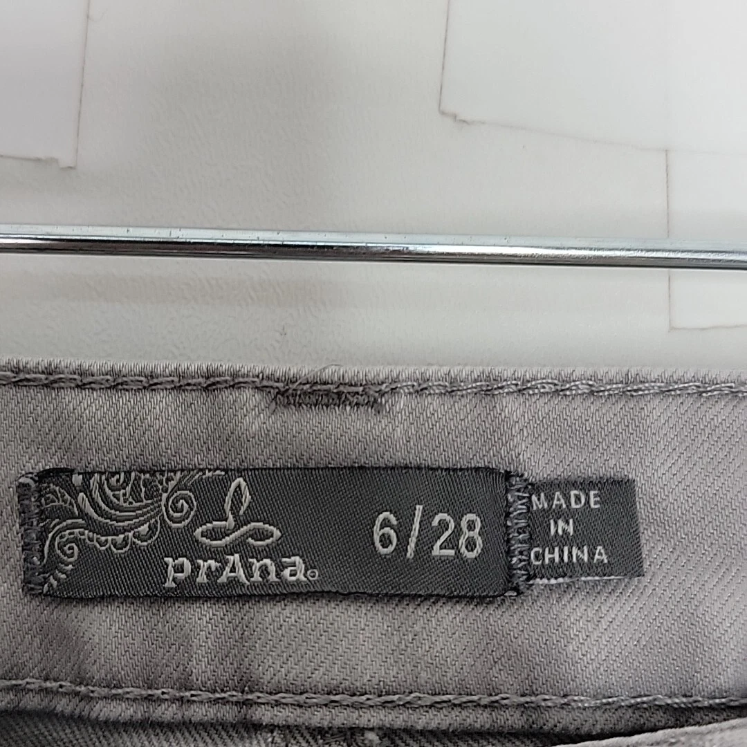 prana straight leg light wash denim 5 pocket 29x28 pants