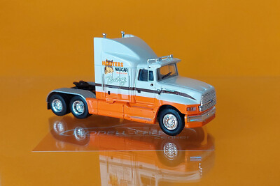 Brekina 85907 Ford Aeromax SZM ''Hooters Racing'' 1:87 NEU Modell