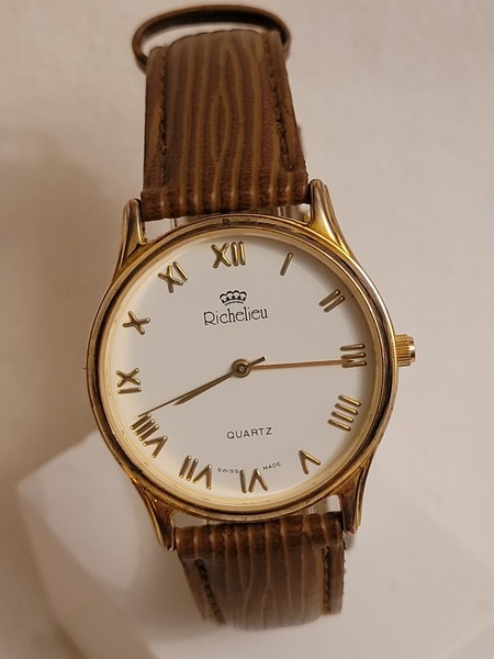 RICHELIEU Swiss Made Unisex-Armbanduhr vergoldet 3ATM Quarz 32,5 mm