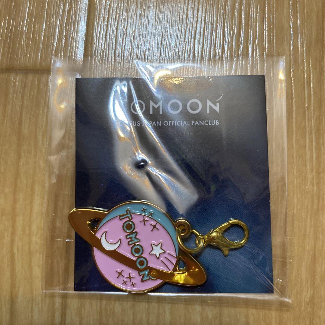 ONEUS japan fan club FC membership benefits and continuous