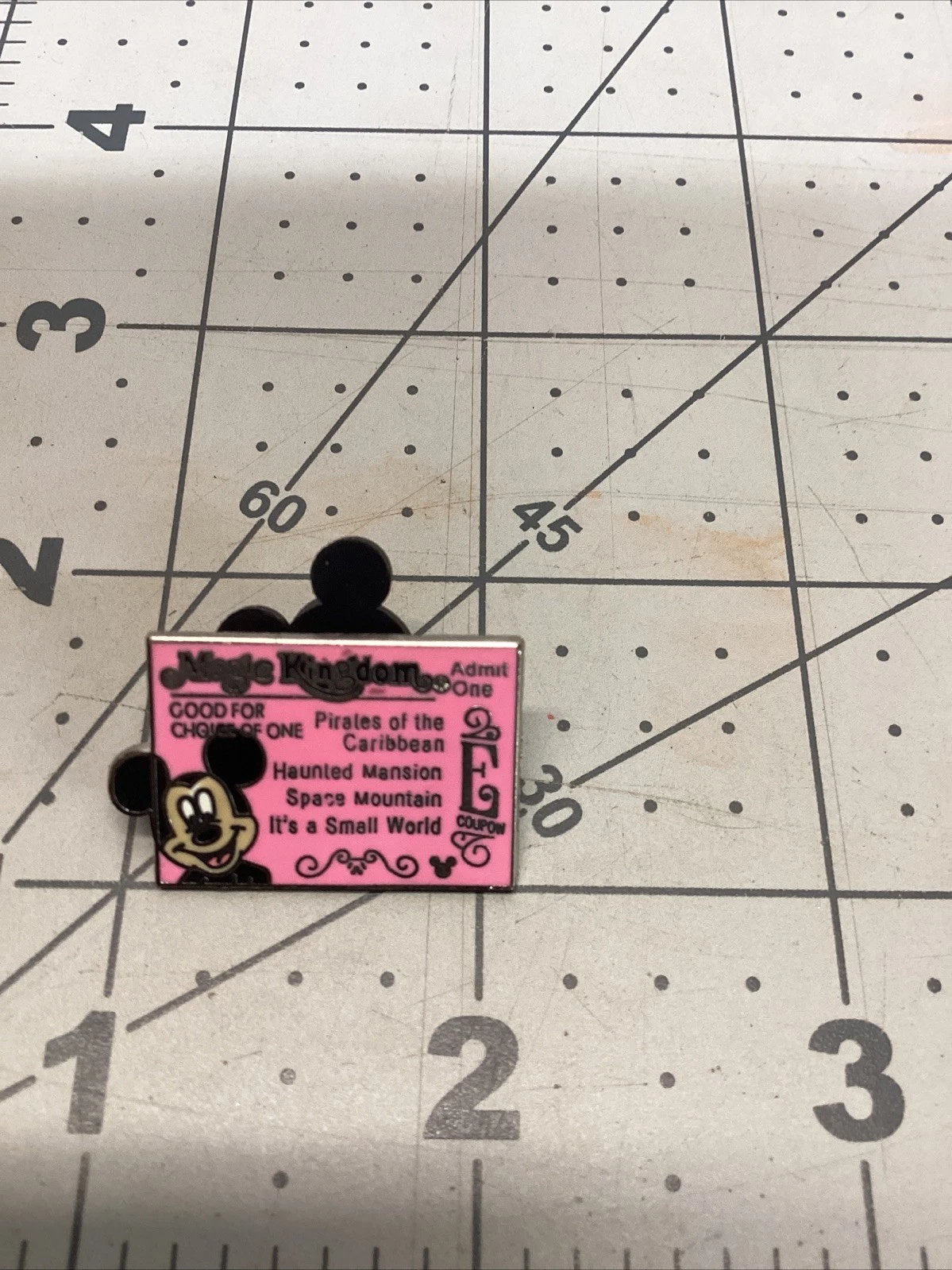 Mickey Mouse E Ticket Magic Kingdom Ticket Cast Lanyard Series Disney Pin 34269