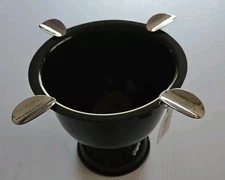 Stinky Cigar Ashtray, Windproof, Glossy Black-4 Steel Stirrups-Brand New