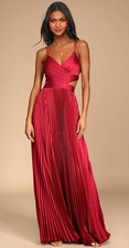 NWT Lulu's Got the Glam Wine Red Pleated Cutout Maxi Dress Small