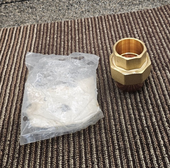 EVERFLOW CCCU0114-NL: 1-1/4 NOM 1-3/8 OD Cast Brass Copper Union C X C Lead Free