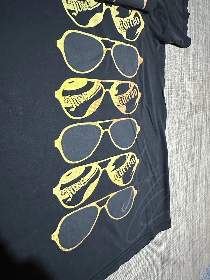 Camiseta para hombre Jose Cuervo talla mediana Y2K gafas de sol estampado gráfico negra Foto 4 de 4