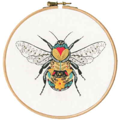 Bothy Threads Stickbild Stickpackung mit Stickrahmen ''Pollen-Biene'', vorbedruckt