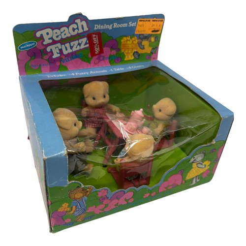 SELTEN Vintage 1987 Mel Appel Pfirsich Fuzz Ferkel Familie Esszimmer Spielset #2620 - Bild 3 von 9