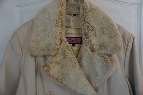 Excelled Ivory Leather Double Breasted Coat Removable Faux Fur Collar Sz XL - Picture 2 of 10