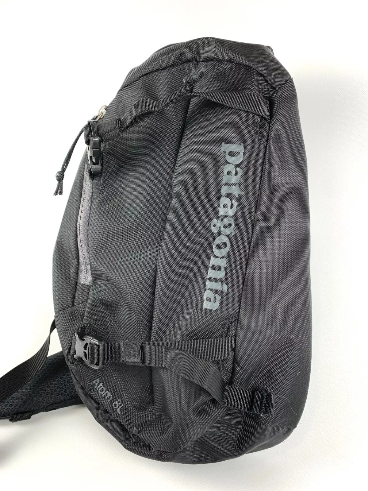 patagonia atom 8l sling nylon crossbody edc barely used 
