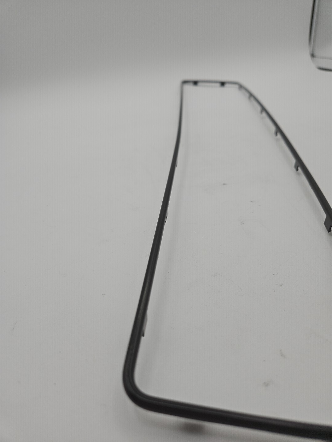 BENTLEY-FINISHER GRILLE BLACK LH (P.N-UT-12919PA)