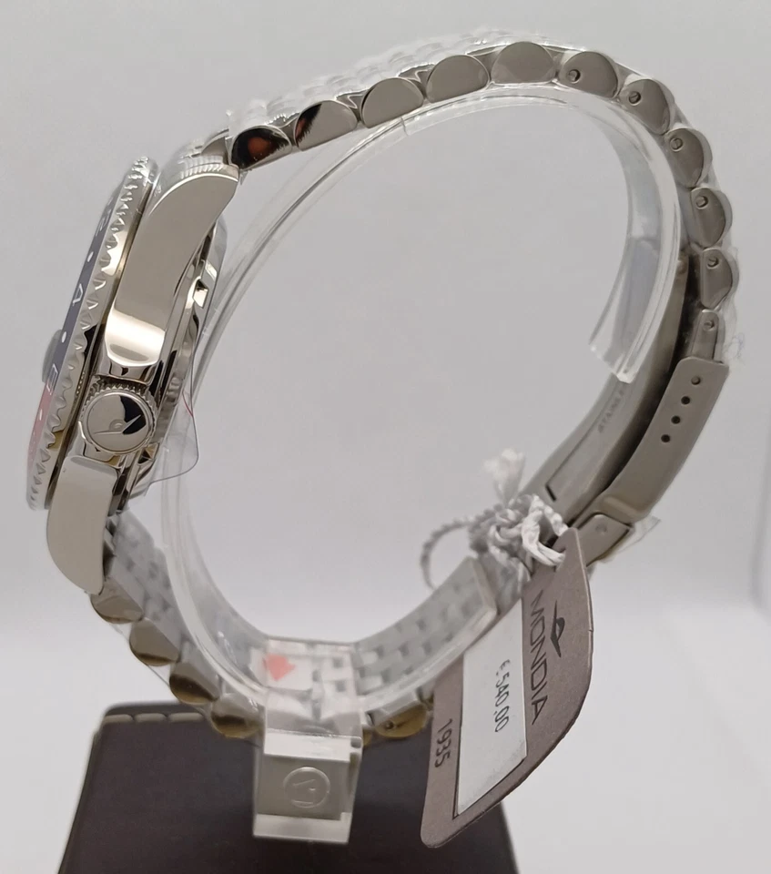 Mondia Madison G.M.T. ,Automatico, Acciaio Inossidabile,20ATM,Corona a Vite - Immagine 2 di 4
