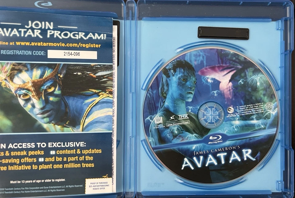 Lot Of 26 Blu Ray Movies Includes Avatar, Wedding Crashers, Hangover, Taken - Image 3 of 4