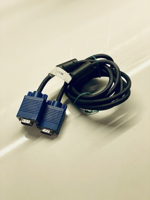 1,8 Meter VGA Kabel Stecker auf Stecker 15 Pin in Schwarz & Blau. (178cm / 70'')