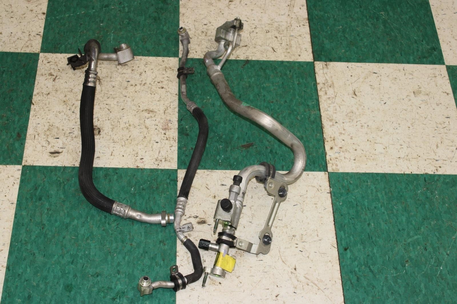 Maserati Ghibli S 2014-2021 Ac hoses Set