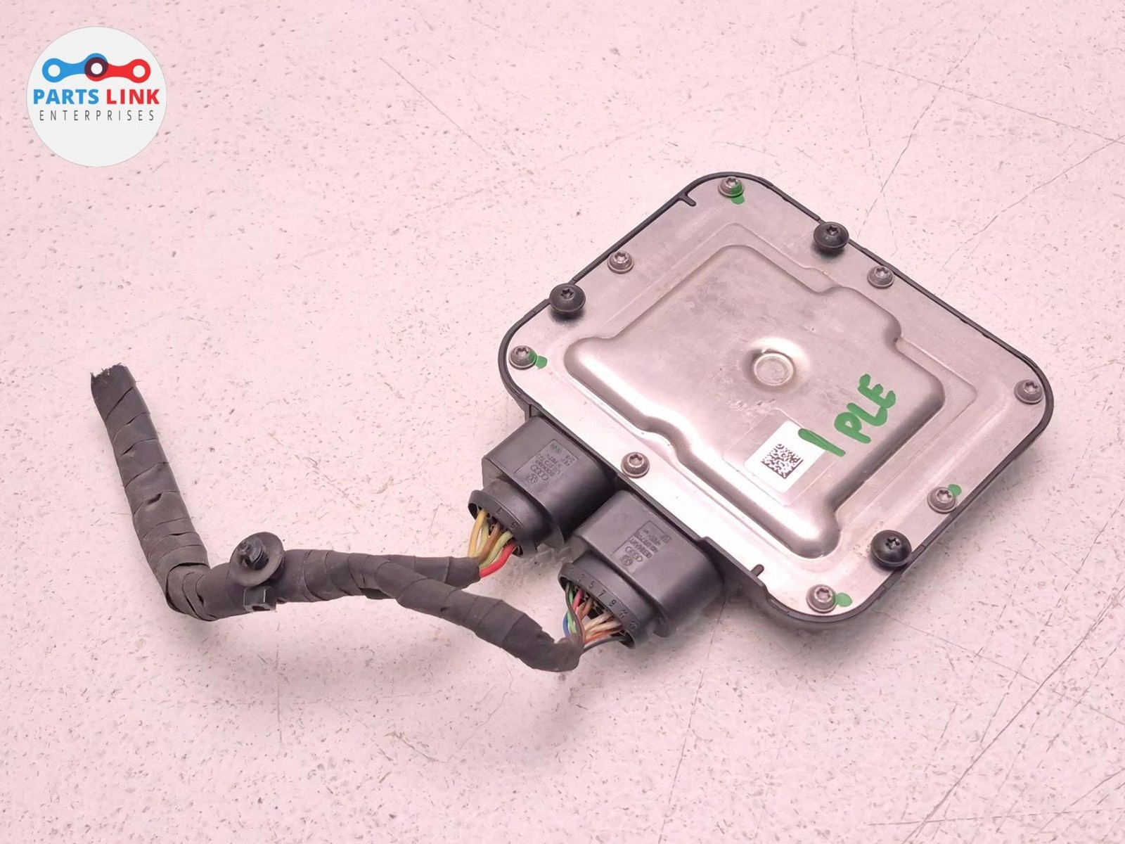 Bentley Bentayga 2016-2020 Engine control unit P/N 4M0907145E