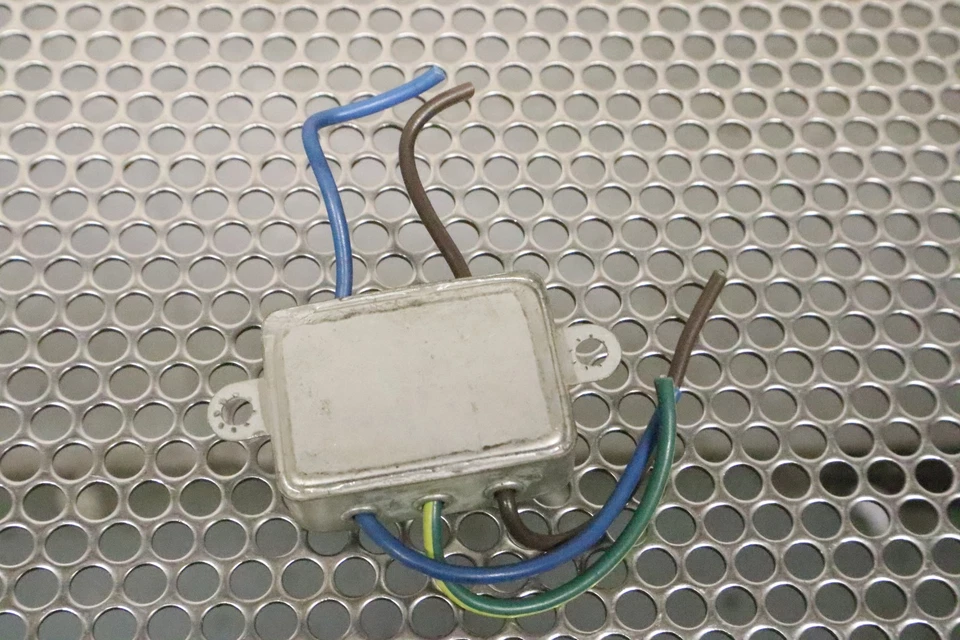 Curtis F1100BB03 3A/115-250VAC 50/60Hz RFI Filter Used W/ Warranty - Image 4 of 4