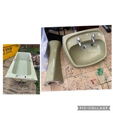 Retro Avocado Green Bath and Sink Vintage  (basin And Pedestal) and taps