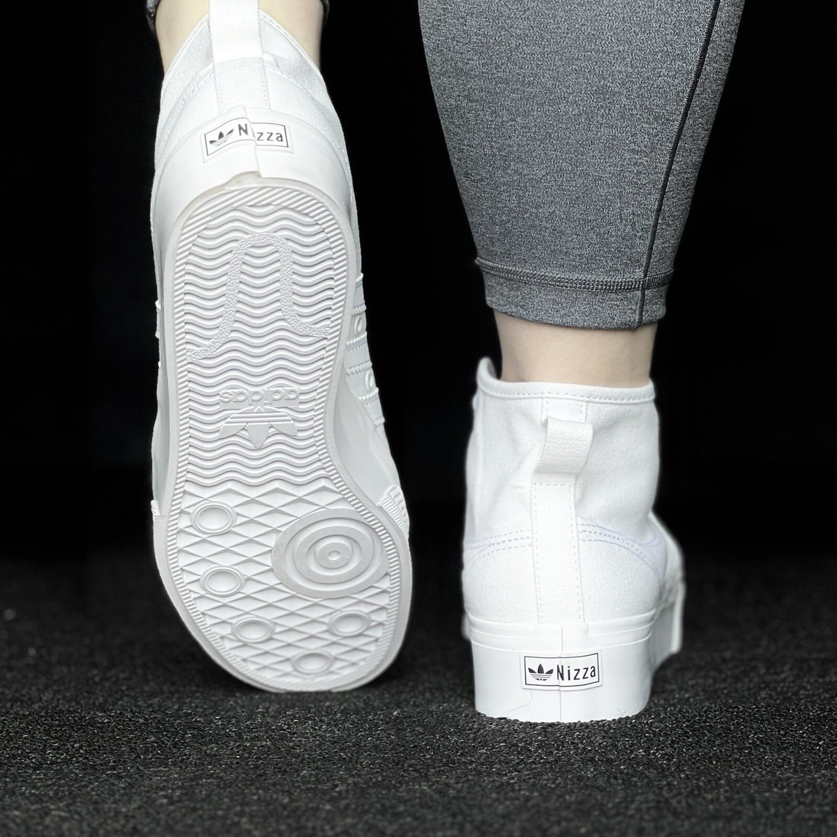 ☆新品・未使用【アディダス オリジナルス】Nizza Platform Mid Amazon.com | adidas Originals Nizza Platform Mid Sneaker