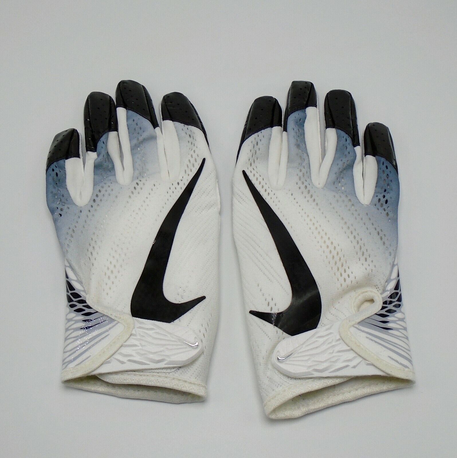 Nike Vapor Knit 2.0 Football Gloves Mens Large White/Black/Black