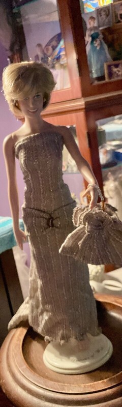 Silver Gown and handbag fits Franklin Mint Princess Diana doll. NO DOLL INCLUDED