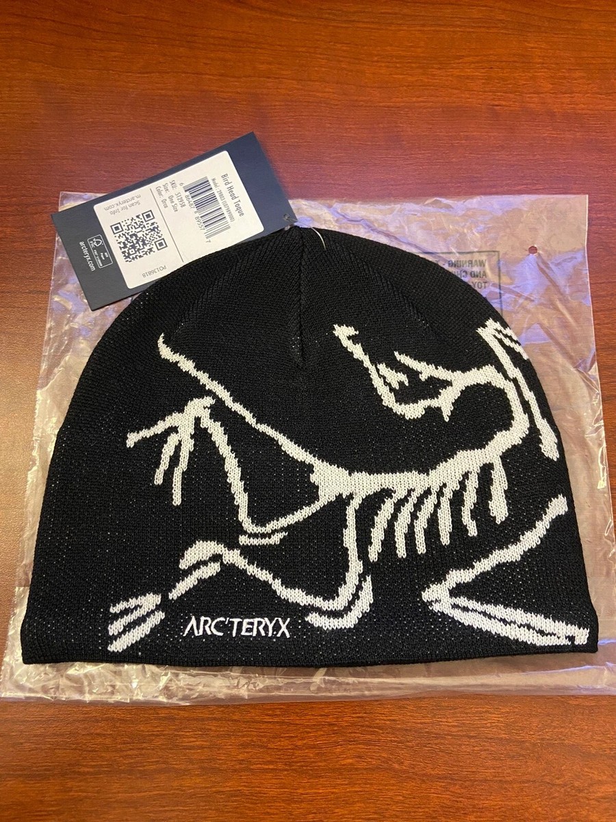 arcteryx beanie black and red