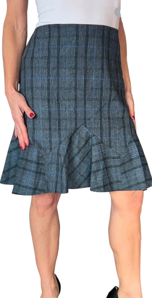 BANANA REPUBLIC GRAY GLEN PLAID PANEL FLOUNCE FIT & FLARE WOOL MINI SKIRT 8 - Image 4 of 4