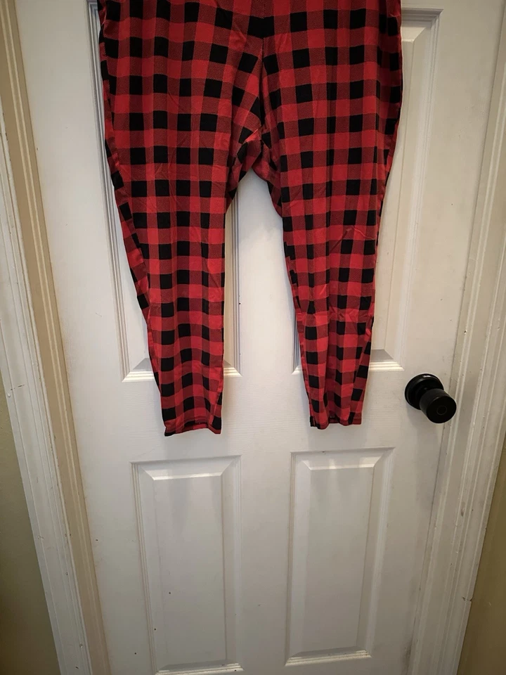 Черные красные клетчатые пижамные брюки без застежек Cacique 22/24 - Изображение 3 из 4