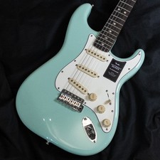 Chitarra elettrica Fender Vintera II anni 70 Stratocaster RW SFG corpo ontano surf verde