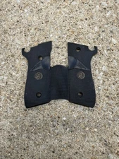 Taurus PT99 AF Pachmayr Signature Wrap Around Rubber Grips, No Screws