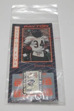 Walter Payton HALL OF FAME Pin Card Kemper Mutual Funds 1994 WGN720AM