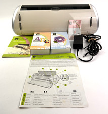 Cricut Expression Provo Craft Electronic Cutter Machine CREX001 Plus Accessories
