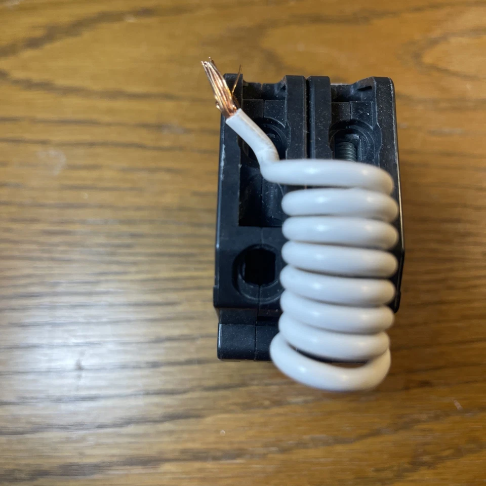 Eaton CHn220caf Circuit Breaker Ch Combination AFCI Double Pole 20Amp In Box - Image 4 of 4