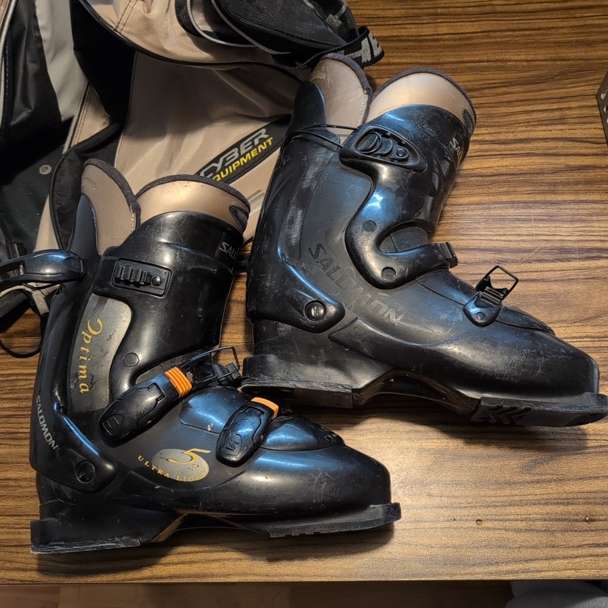 Scarponi da sci Salomon Optima ultraleggeri 360 29 neri con borsa per la testa