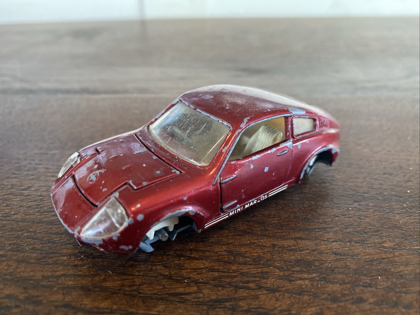 Corgi 341, Mini Marcos GT 850 - Free Price Guide & Review