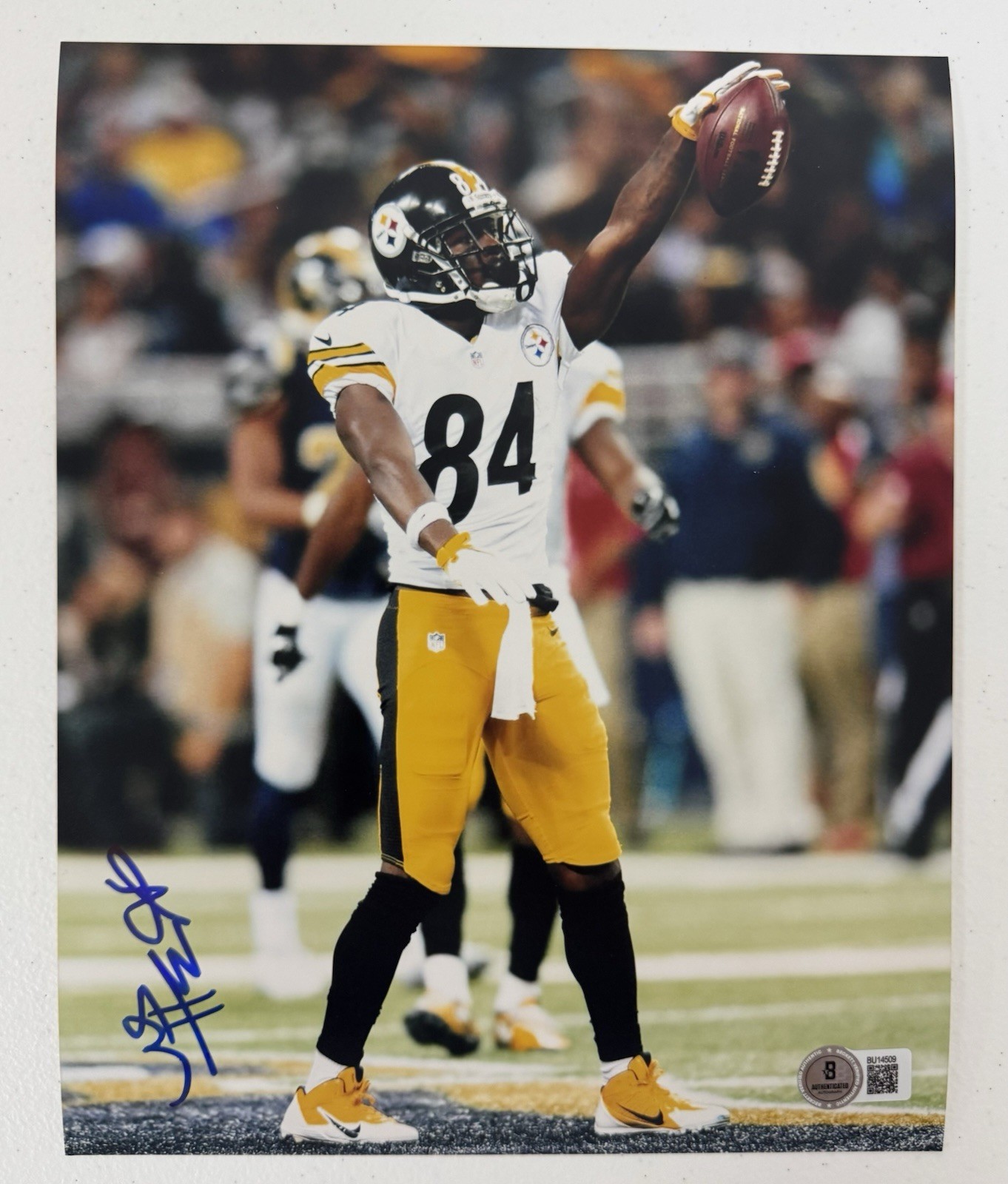 Antonio Brown Autographed Signed Pittsburgh Steelers 8x10 Photo NFL Beckett BAS COA 