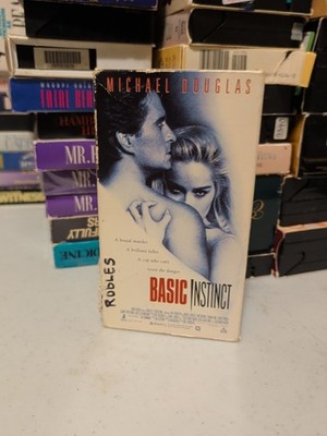 Basic Instinct VHS Michael Douglas, Sharon Stone 