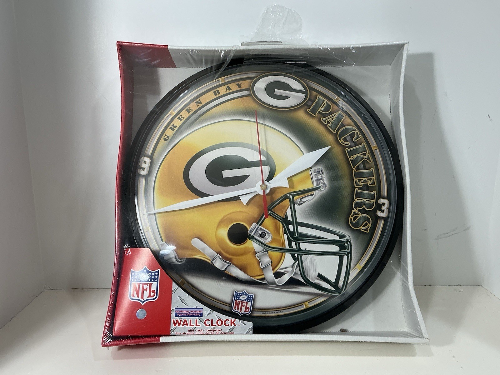 Green Bay Packers NFL Football Wall Clock 12 ” Wincraft photo Green Bay Packers NFL Football Wall Clock 12 ” Wincraft photo