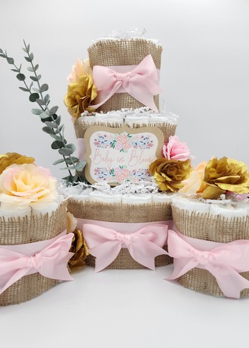 Pastel de pañales de 3 niveles y juegos Baby in Bloom tema primavera arpillera verde lila púrpura - Imagen 5 de 45