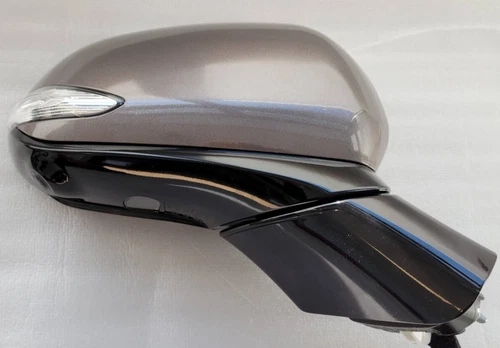 Bronze RH passenger side door mirror w/ BVM 360 Camera. OEM for 2019-20 Santa Fe
