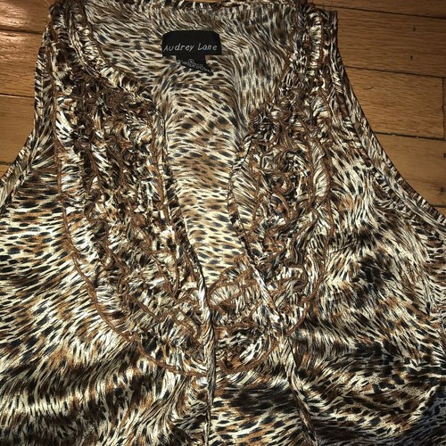 AUDREY LANE LEOPARD PRINTED SLEEVELESS SHIRT ELASTIC BOTTOM SZ SMALL - Picture 2 of 7